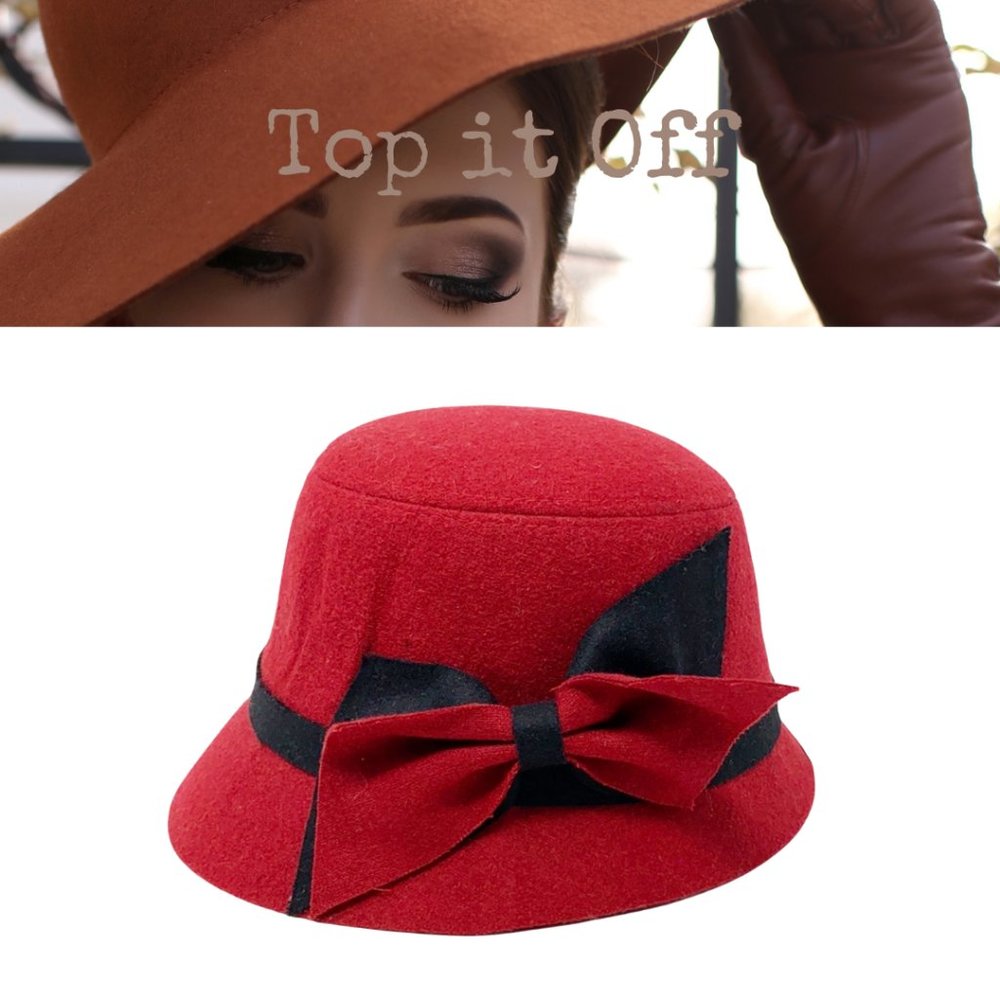 Trezo Red Hat with Bow Detail